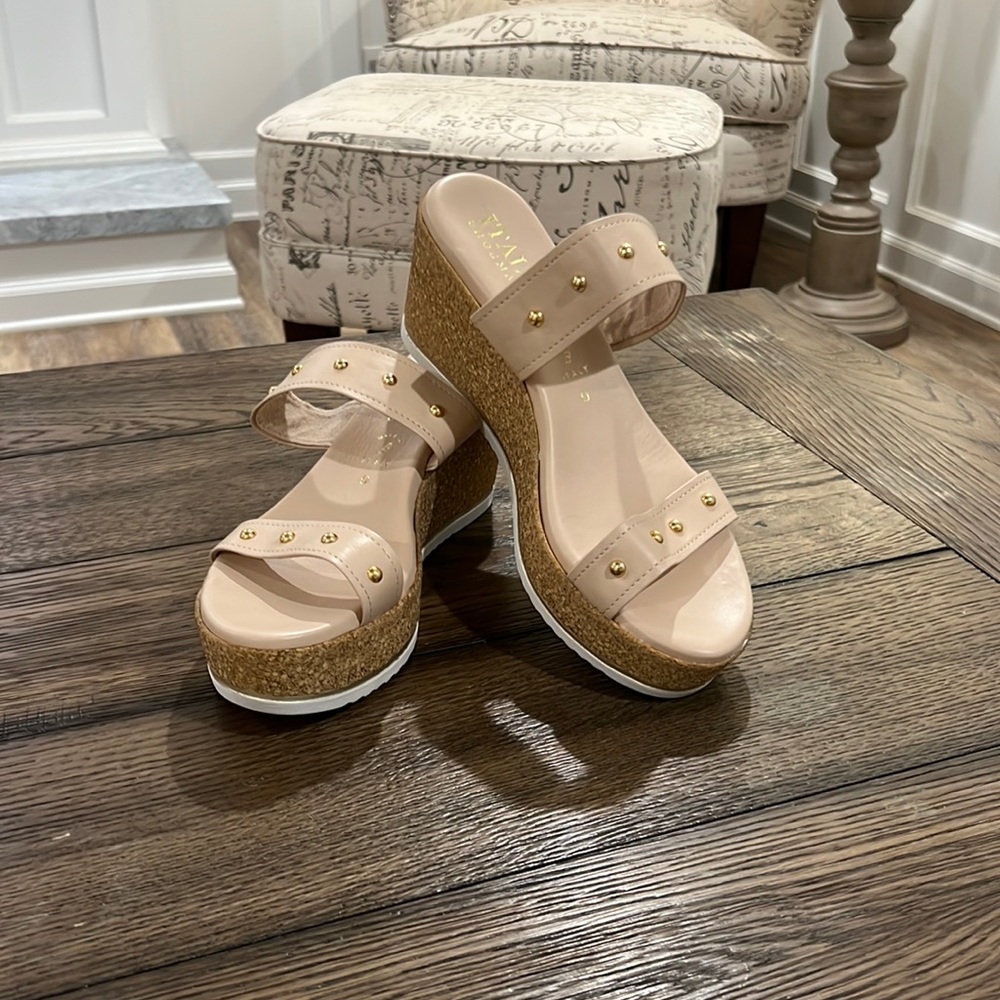 Beautiful cream platform sandals with golden accents. NWOT